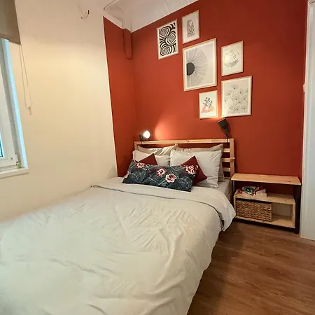 דירה Sofia's Finest 1bd Absolute Center Luxury With Kitchenette סופיה