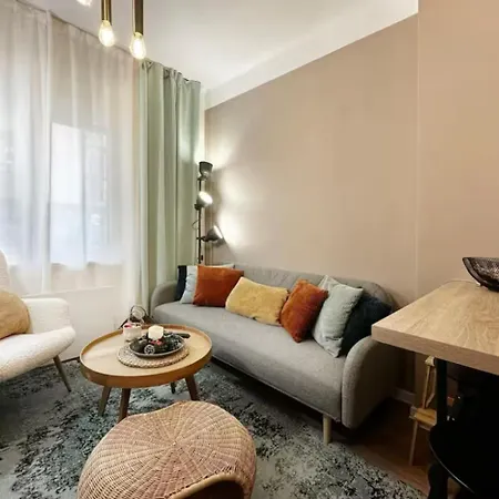 Lejlighed Sofia's Finest 1bd Absolute Center Luxury With Kitchenette Sofia